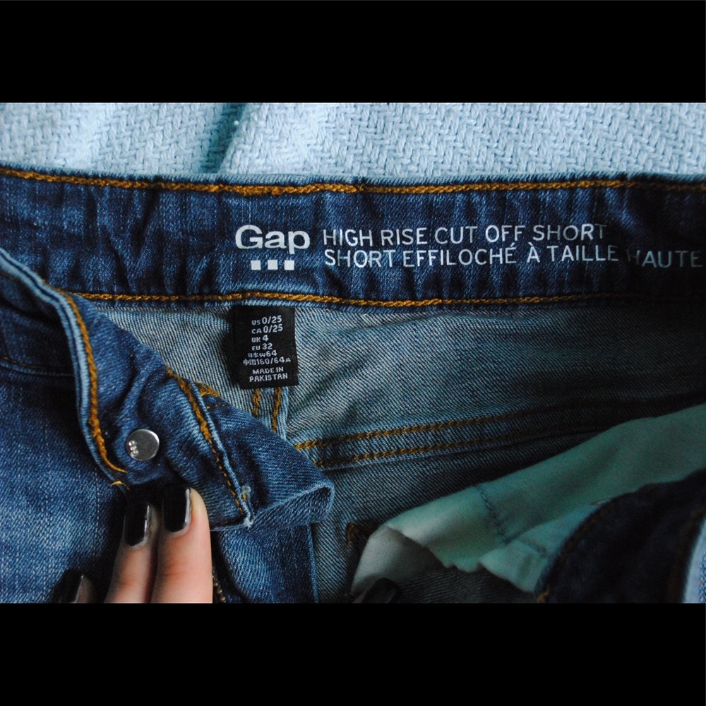 🤩 GAP High Rise Short - Picture 4 of 4